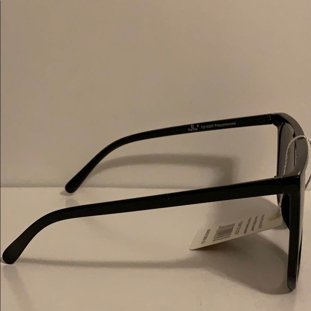 🆕 🆑 SUNGLASSES - Picture 2 of 7